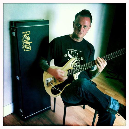 The Sharks - Alan Wilson - Sidejack Bass VI Guitar