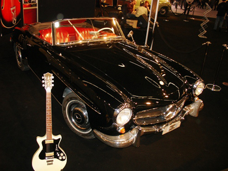Musikmesse 2008: Vintage Framus Guitar & Vintage Car Musikmesse 2008: Vintage Framus Guitar & Vintage Car